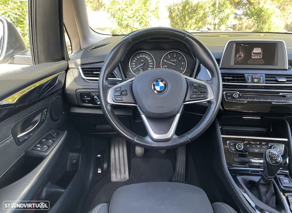 BMW 216 Active Tourer d Line Sport - 42