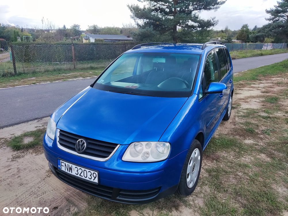 Volkswagen Touran 1.6 FSI Basis - 10