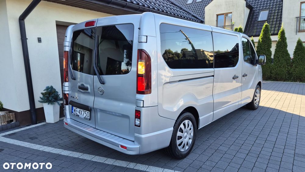 Opel Vivaro L2H1 2,9t Elegance Business - 4