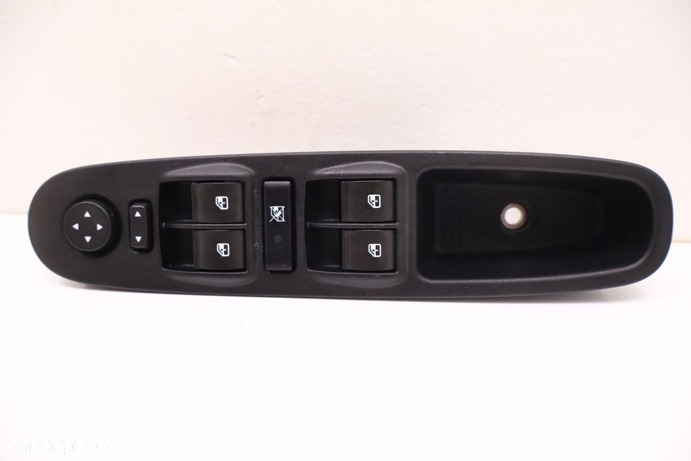 LANCIA YPSILON PRZEŁĄCZNIK PANEL SZYB LEWY PRZÓD 735531346 - 1