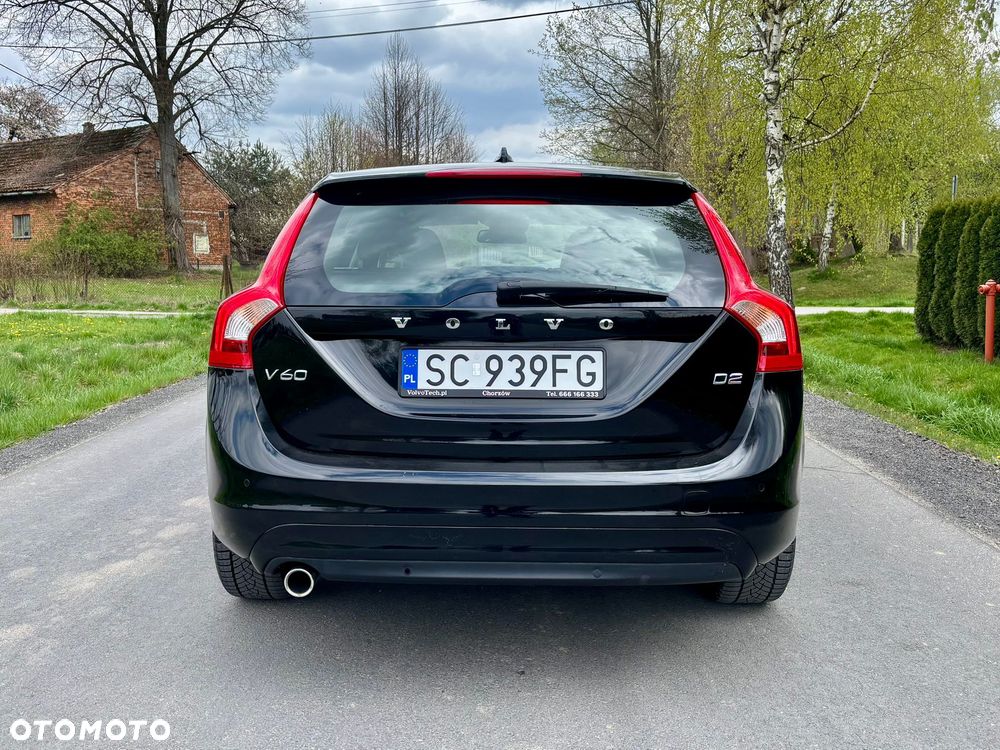 Volvo V60 D2 Drive-E Momentum - 9