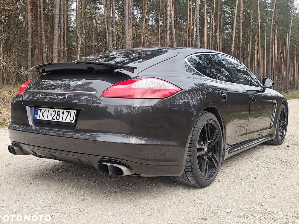 Porsche Panamera Turbo S - 21