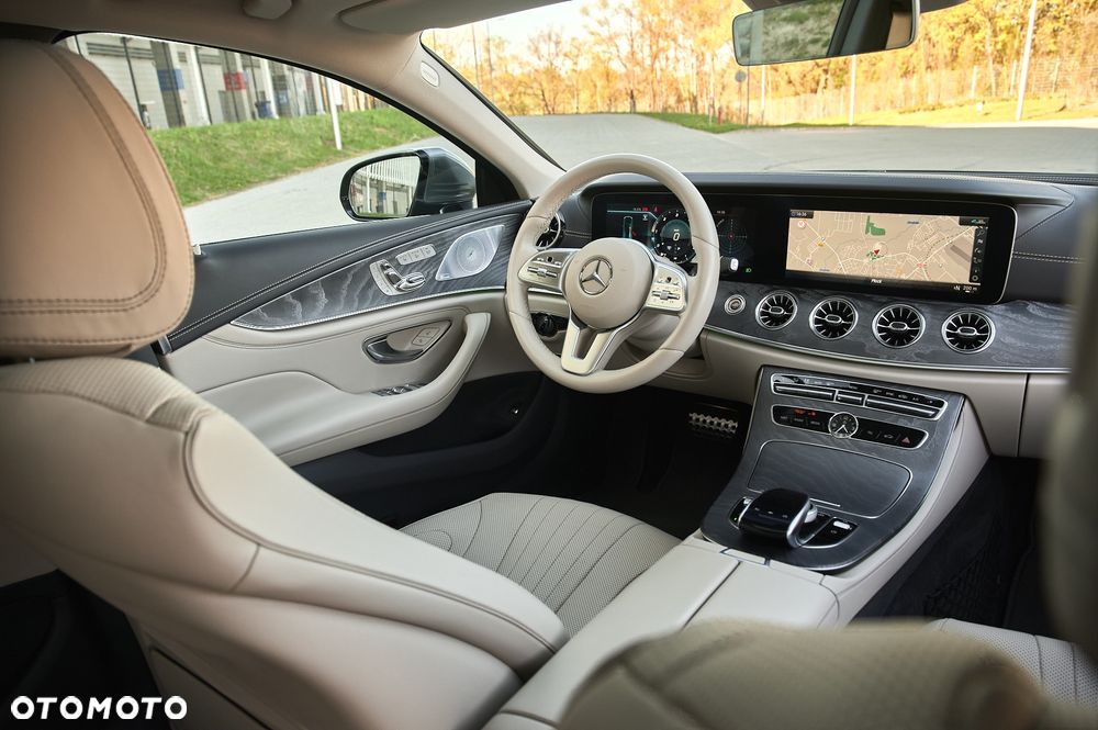 Mercedes-Benz CLS - 31