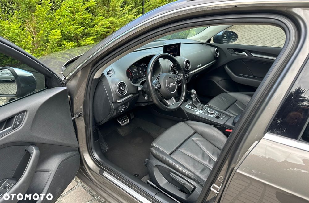 Audi A3 Sportback 1.6 TDI S tronic design - 10
