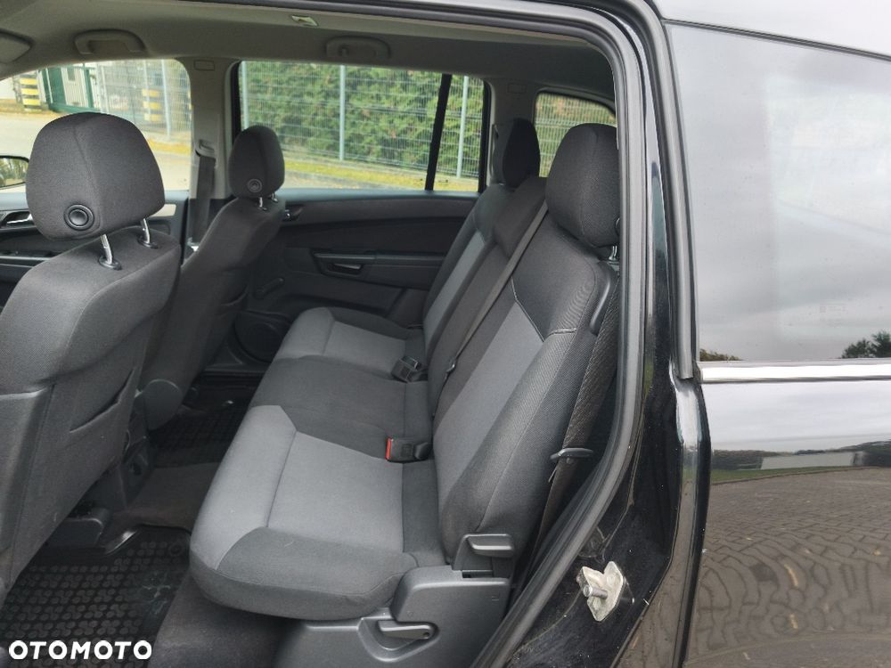 Opel Zafira - 6