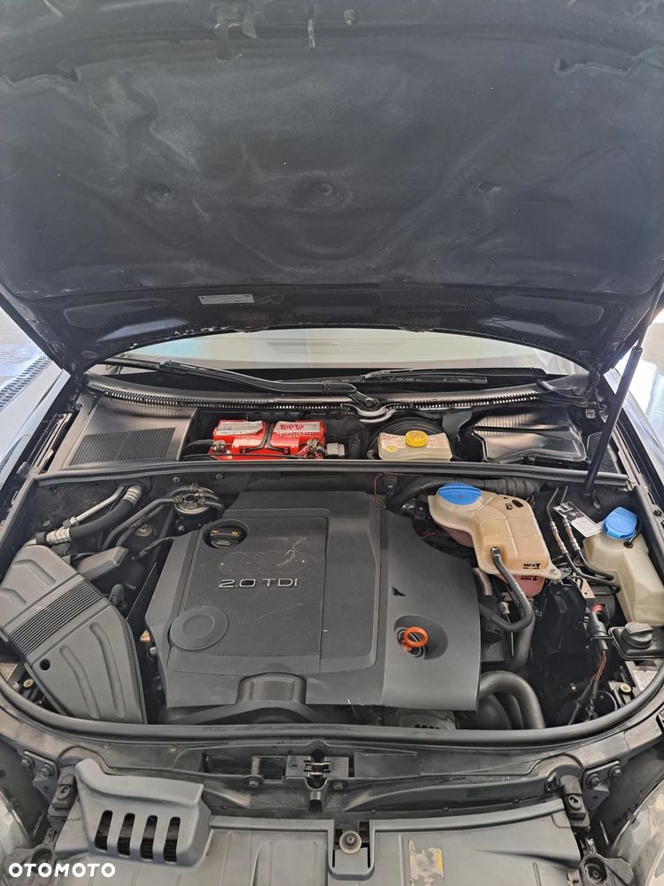 Audi A4 Avant 2.0 TDI - 12