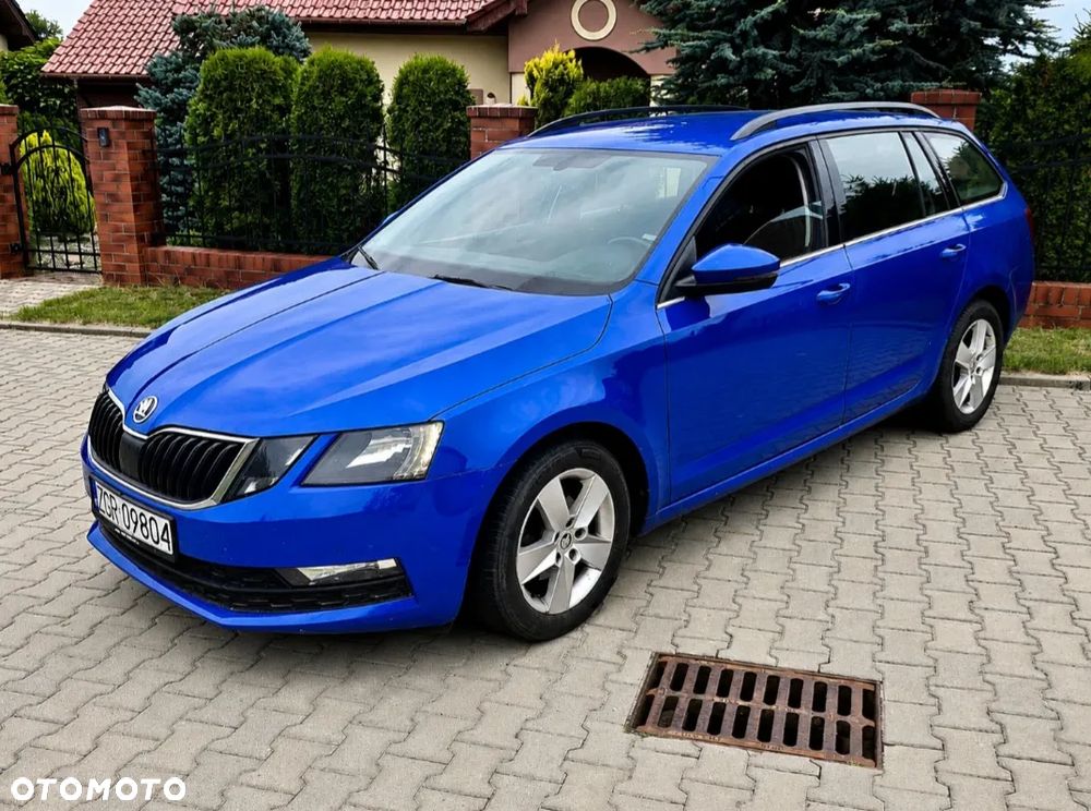 Skoda Octavia 1.6 TDI SCR Ambition - 2