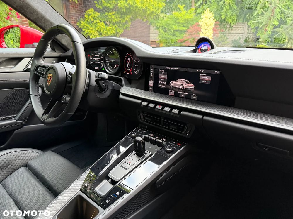 Porsche 911 Carrera S - 7