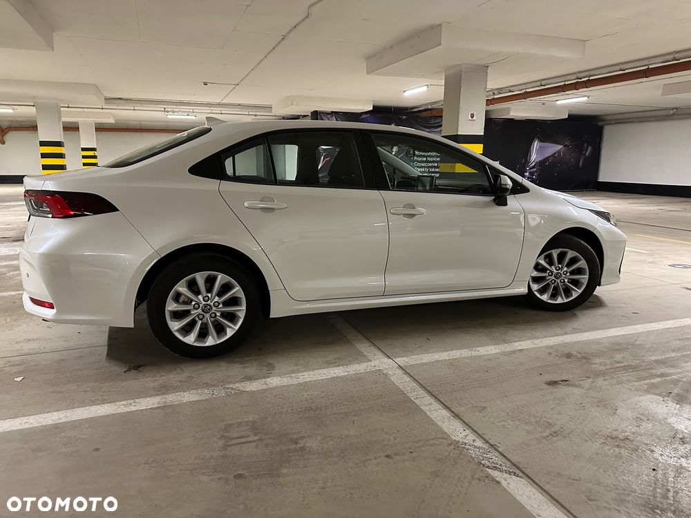 Toyota Corolla 1.6 Active - 24