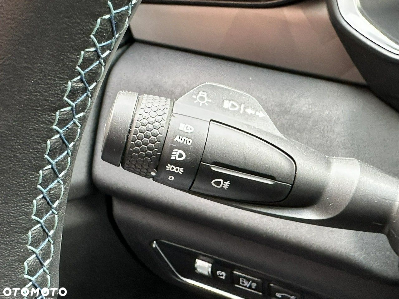 Lynk & Co 01 PHEV - 32