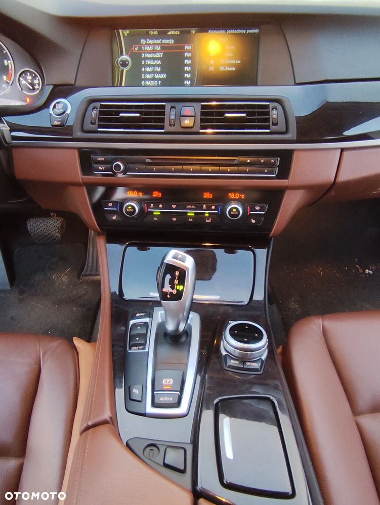 BMW Seria 5 520d - 10