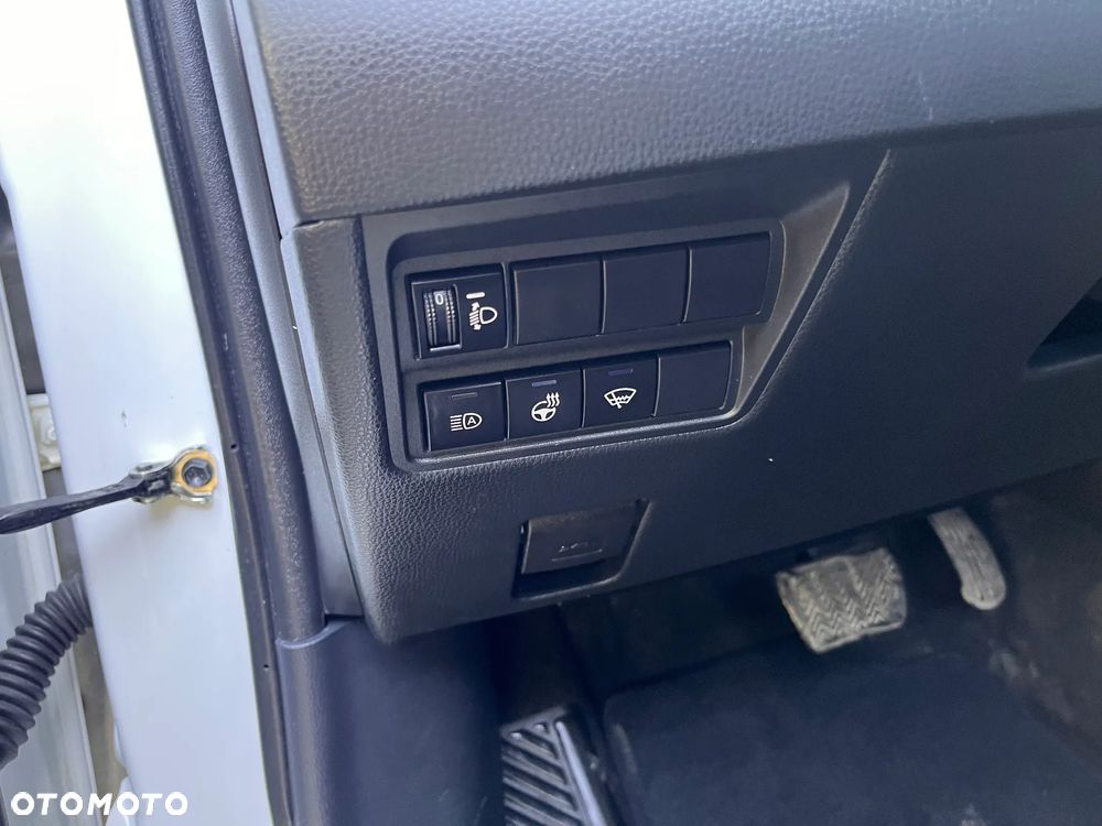 Toyota Yaris Cross ver-hybrid-1-5-premiere-edition-awd - 17