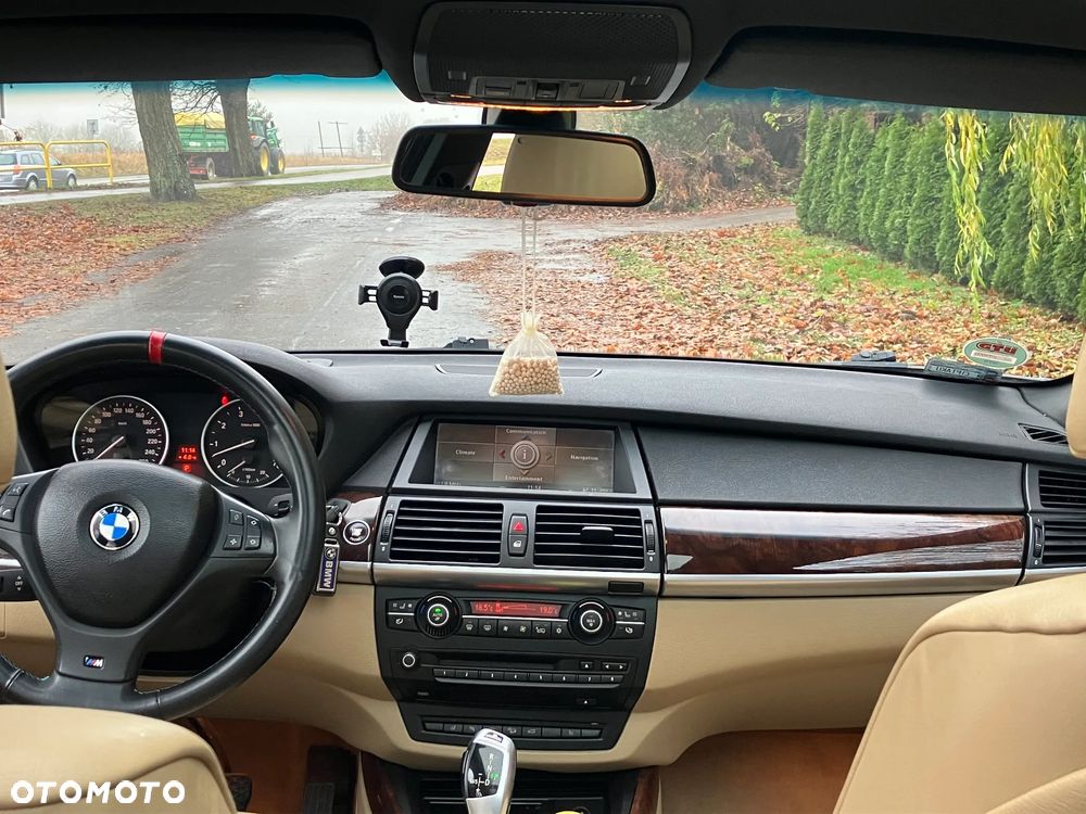 BMW X5 4.8i xDrive - 5
