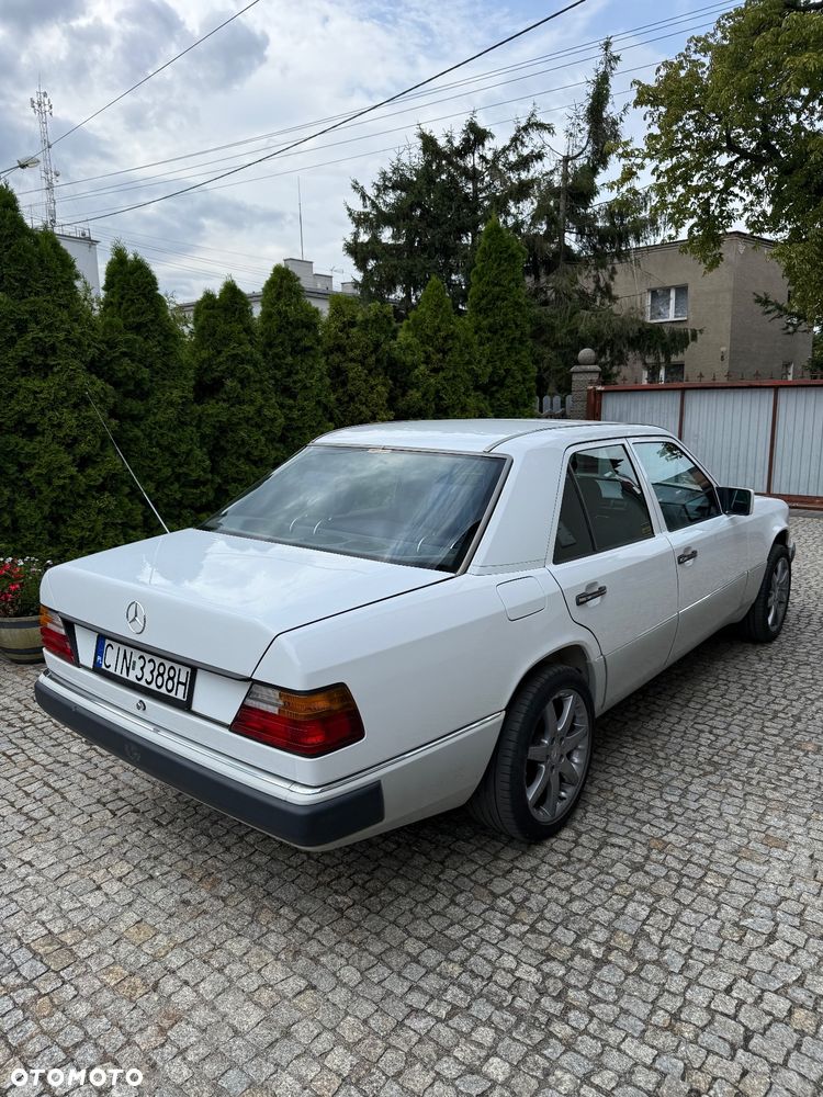 Mercedes-Benz W124 (1984-1993) - 4