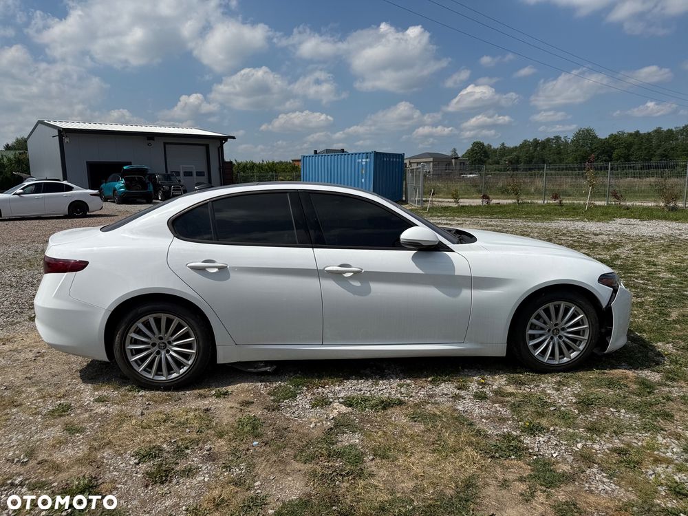 Alfa Romeo Giulia 2.0 Turbo Veloce - 6