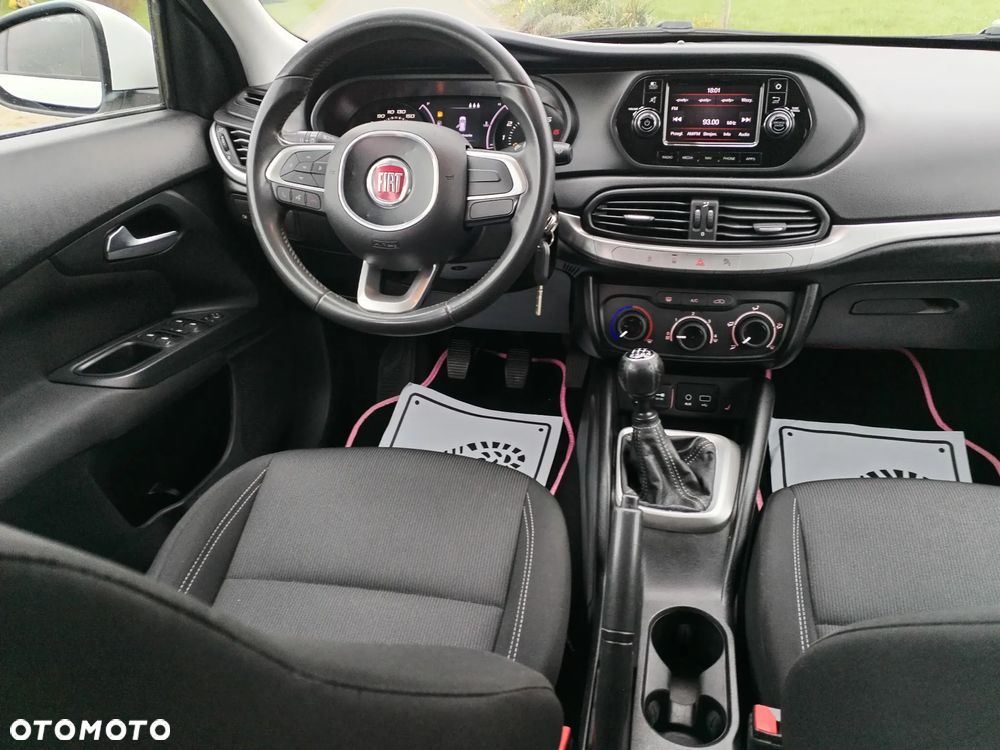 Fiat Tipo 1.4 16V More - 36
