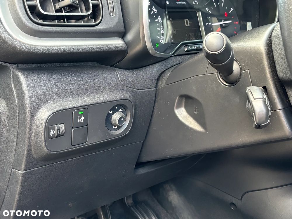 Citroën C3 1.2 PureTech Shine S&S - 10