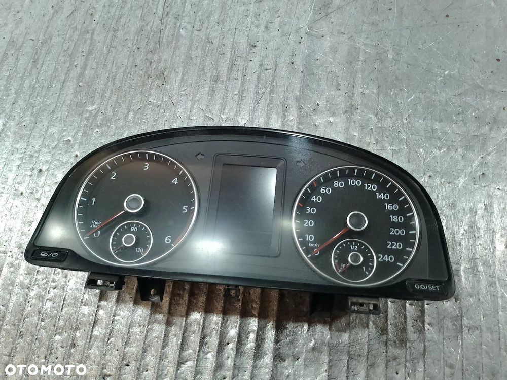 LICZNIK VW TOURAN II 1T0920865C 1.6 TDI - 8