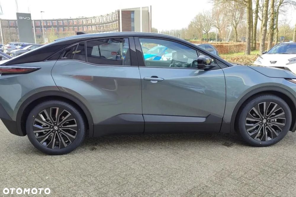 Toyota C-HR+ 77kWh 4x4 Executive - 7