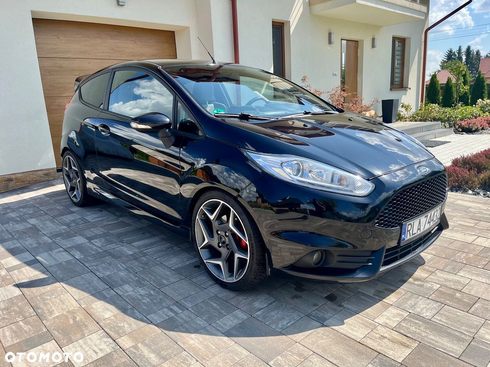 Ford Fiesta 1.6 EcoBoost ST - 3