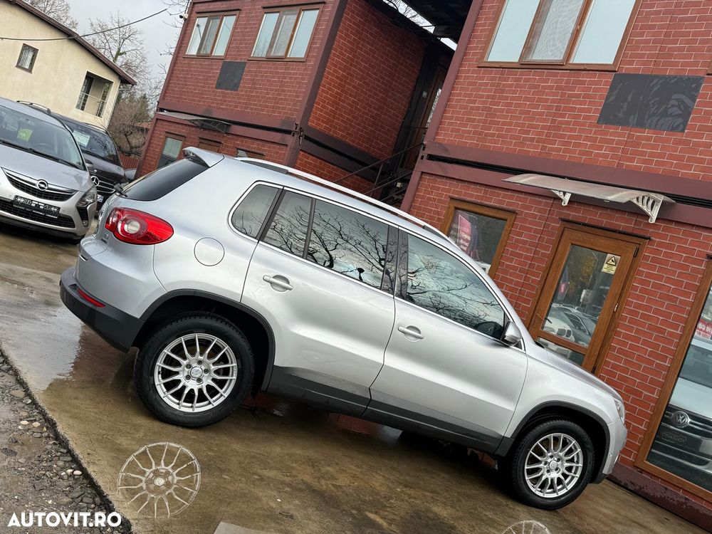 Volkswagen Tiguan - 37