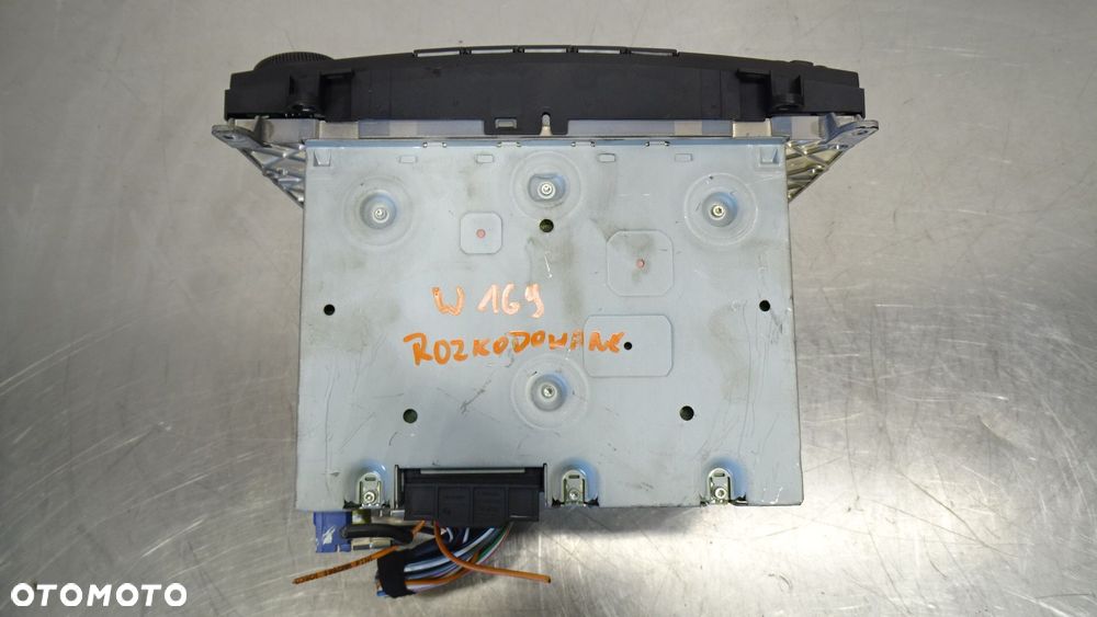 RADIO MERCEDES W169 A1698209989 - 2