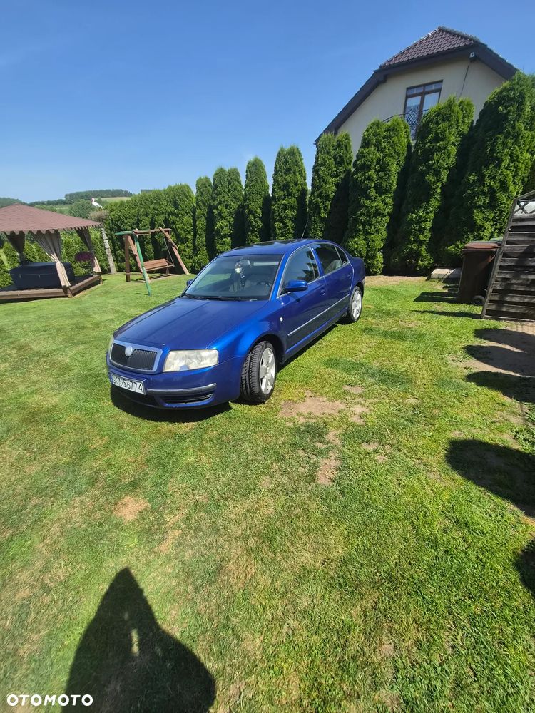 Skoda Superb 1.8T Elegance - 3