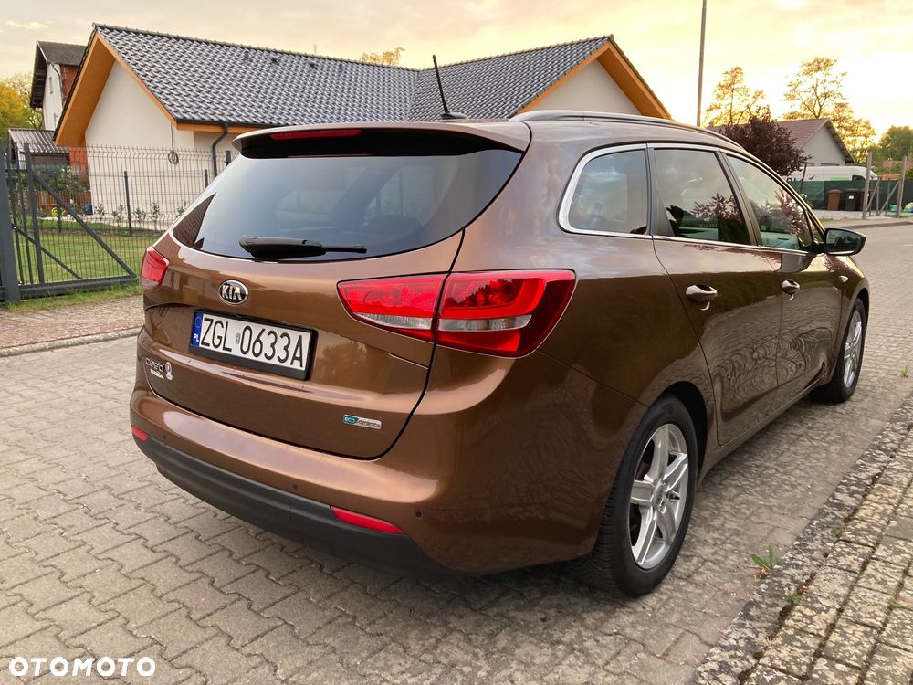 Kia Ceed 1.6 GDI L Business Line - 7