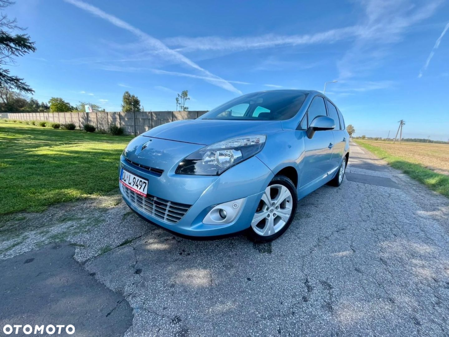 Renault Grand Scenic - 17