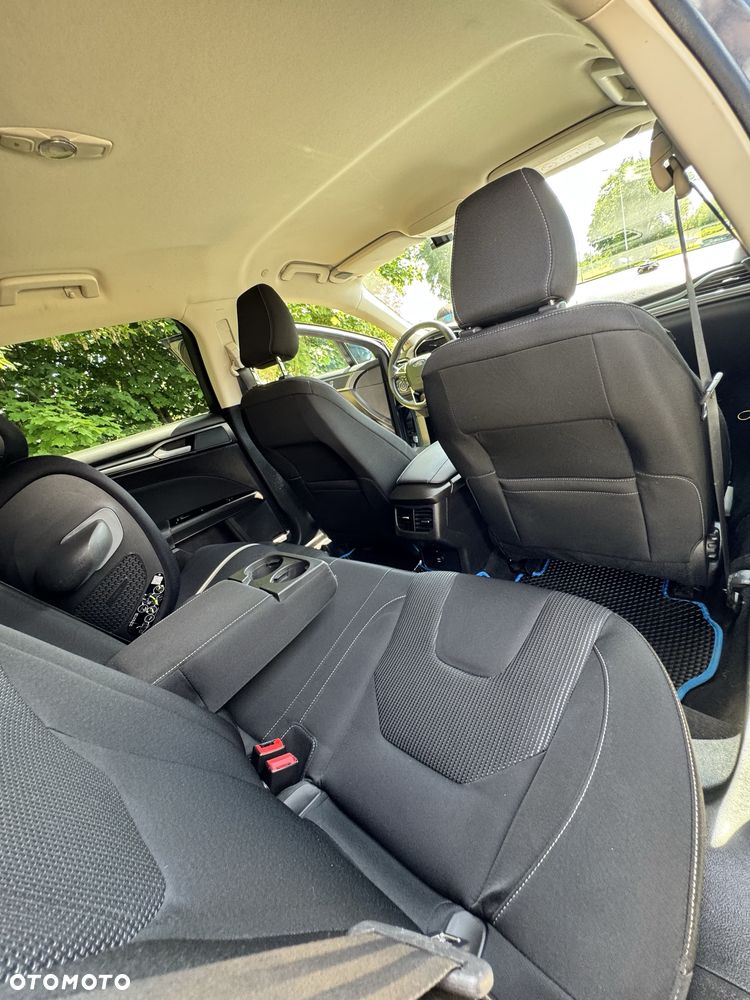 Ford Mondeo - 7