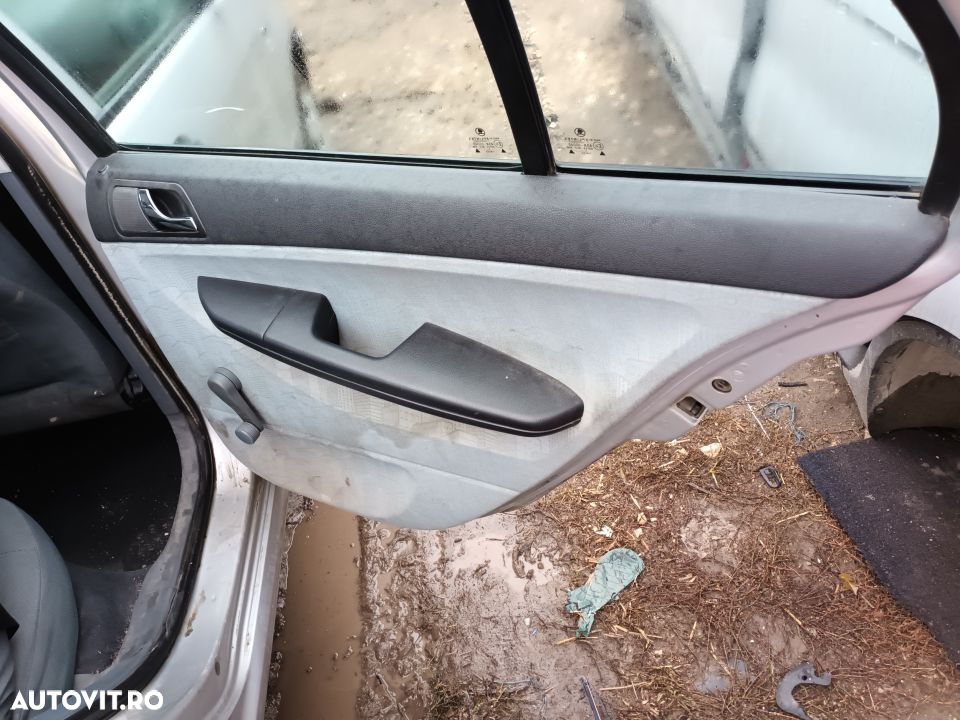 Dezmembrari  Skoda FABIA 1  1999  > 2008 1.4 16V Benzina - 11