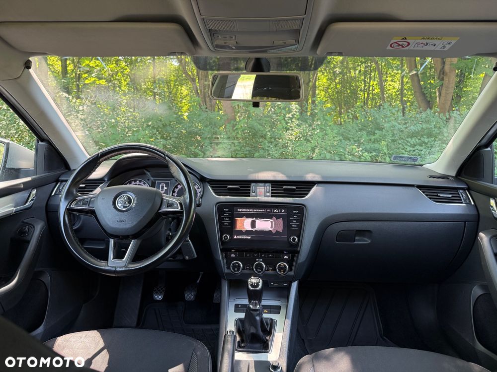 Skoda Octavia 1.6 TDI Ambition - 15