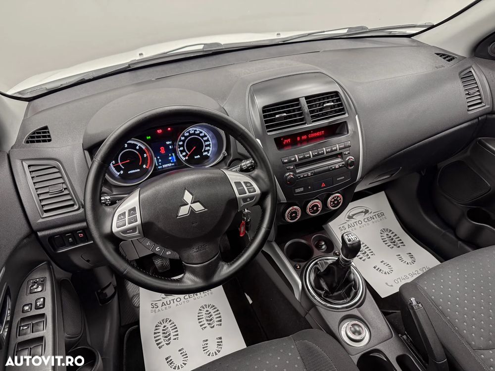 Mitsubishi ASX 1.8 DI-D 4WD Instyle - 24