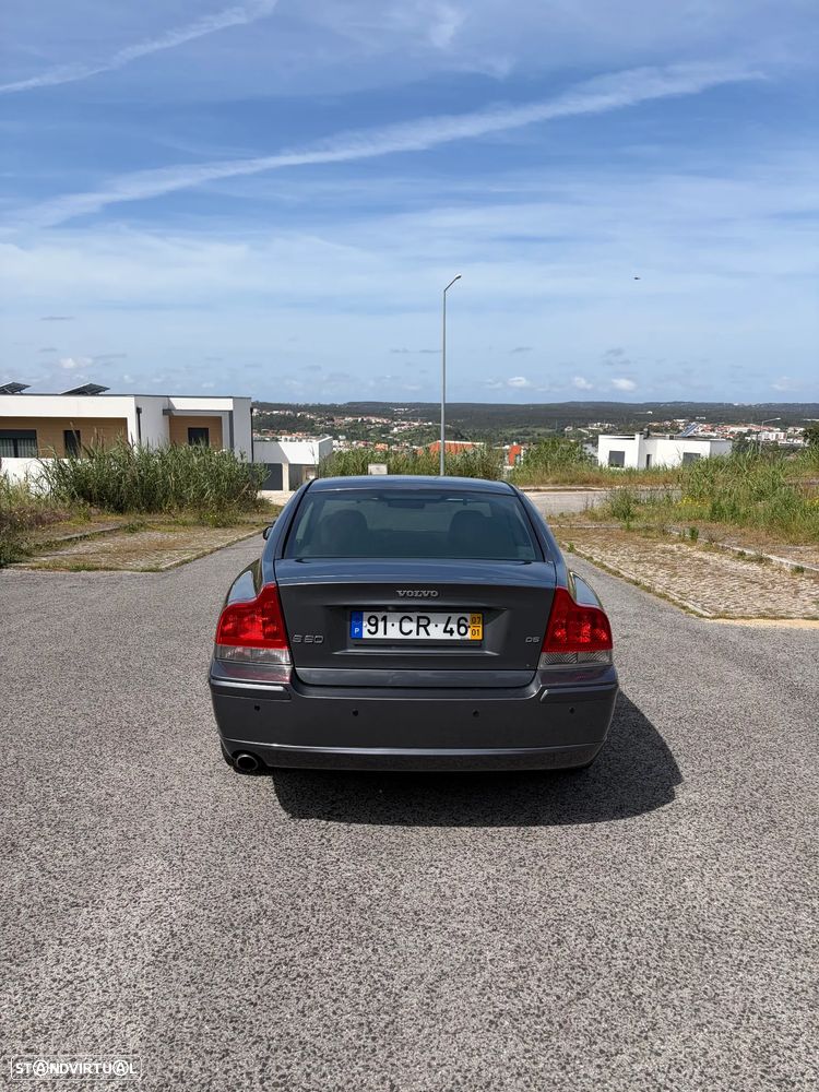 Volvo S60 2.4 D5 Nivel 2 - 4