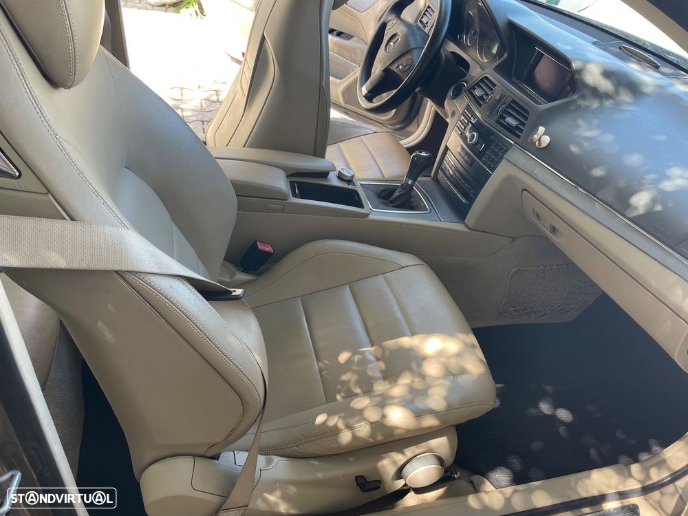 Mercedes-Benz E 220 - 26