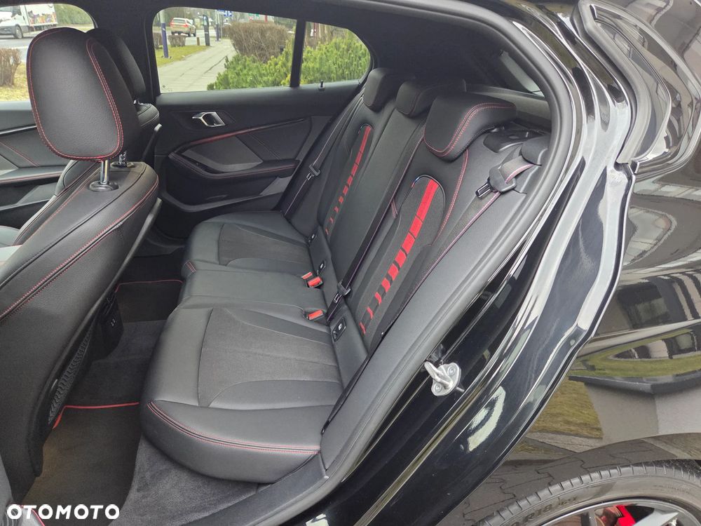 BMW Seria 1 - 17