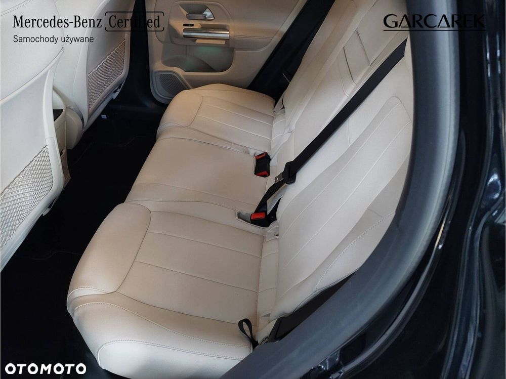 Mercedes-Benz GLA 200 mHEV Progressive 7G-DCT - 16