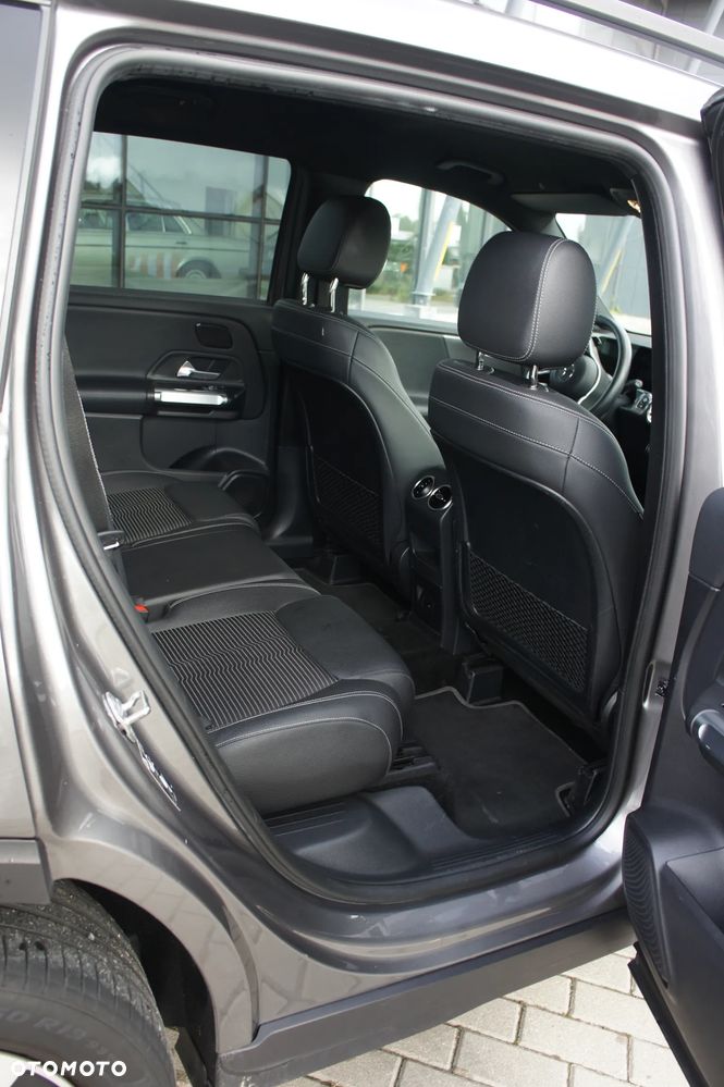 Mercedes-Benz GLB 250 4-Matic 8G-DCT - 16