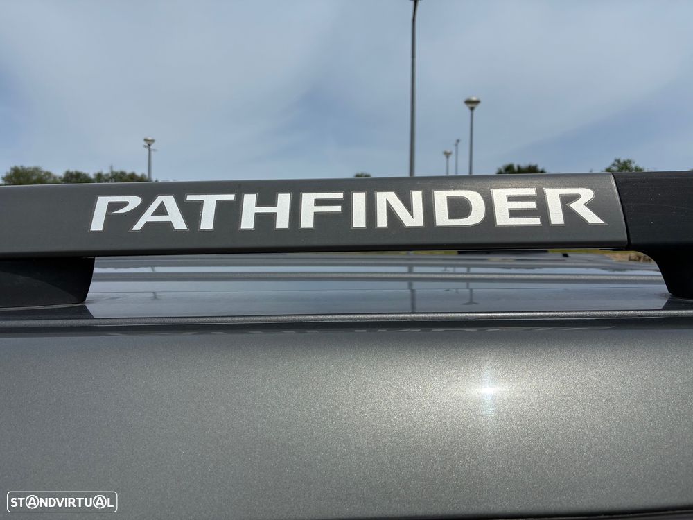 Nissan Pathfinder - 12