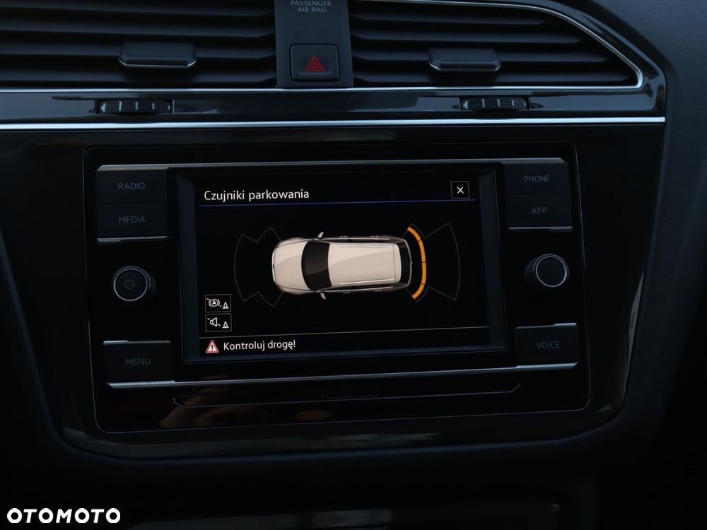 Volkswagen Tiguan - 16