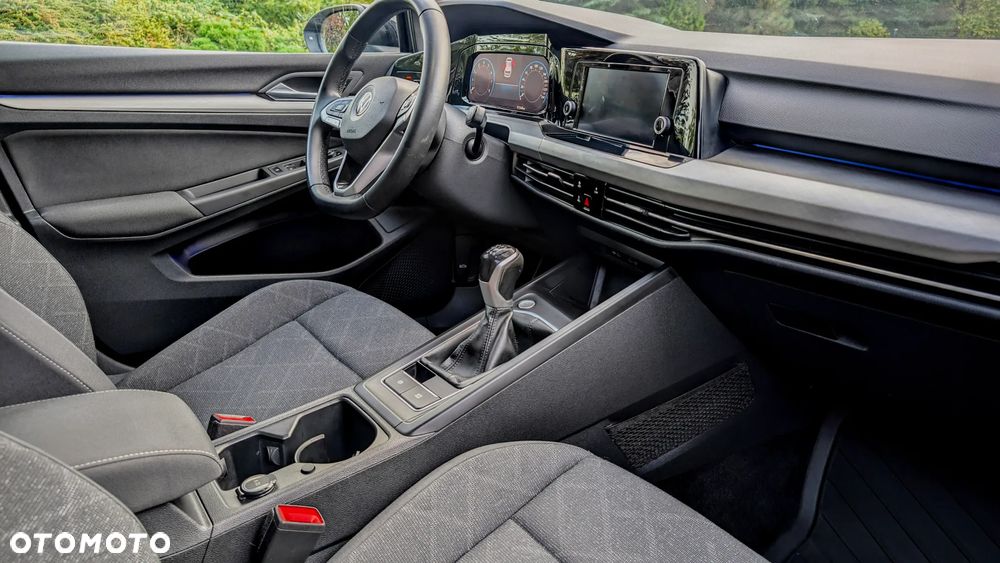 Volkswagen Golf VIII 1.5 TSI EVO Life - 13