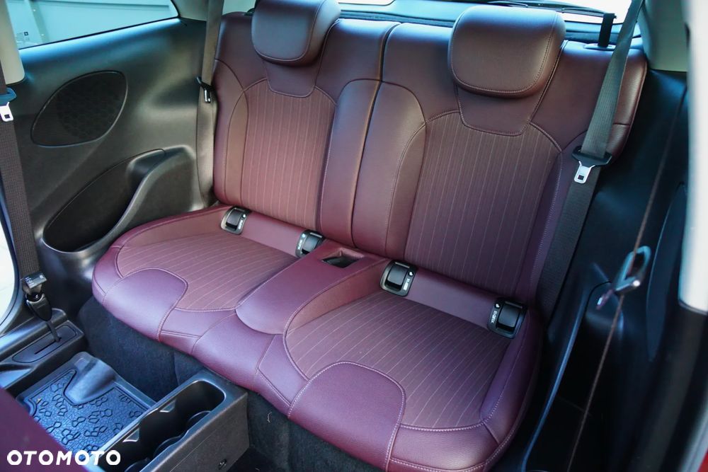 Opel Adam 1.4 Glam - 26