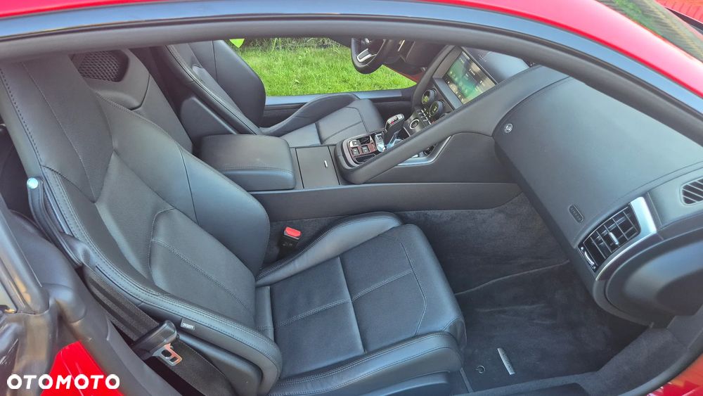 Jaguar F-Type 2.0 Turbo R-Dynamic Black - 8