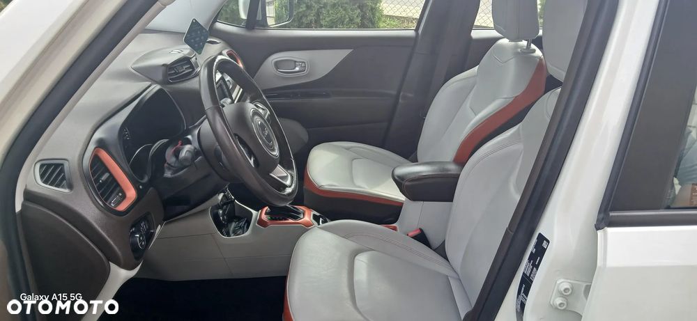 Jeep Renegade 1.4 MultiAir Limited 4WD S&S - 3