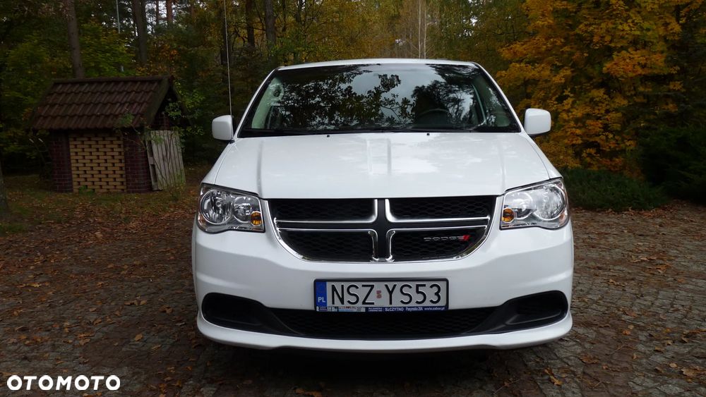 Dodge Grand Caravan - 3