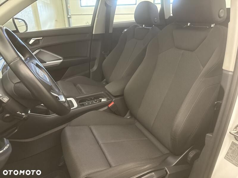 Audi Q3 35 TFSI mHEV S tronic - 11