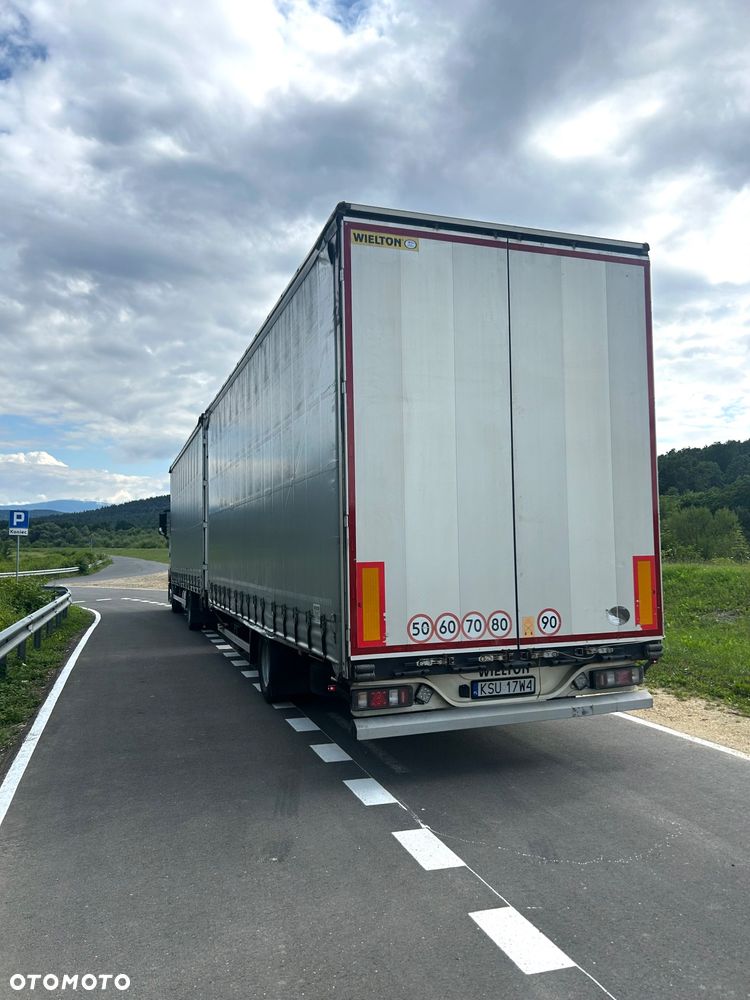 Mercedes-Benz Actros - 6