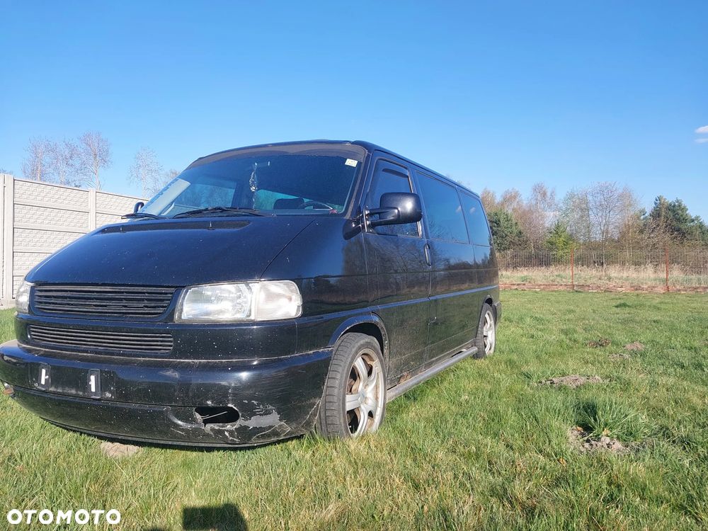 Volkswagen Caravelle - 2