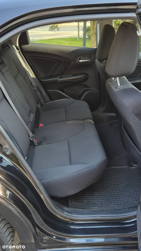 Honda Civic 1.8 Executive (ADAS / Connect+) - 25