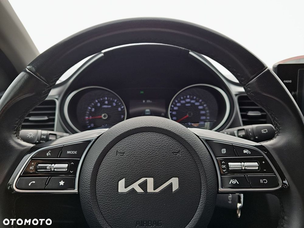 Kia Ceed 1.5 T-GDI M - 12